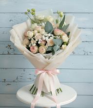Букет цветов из:  Розы и Лизиантусы #REPLACE_PRED# Тугулыме