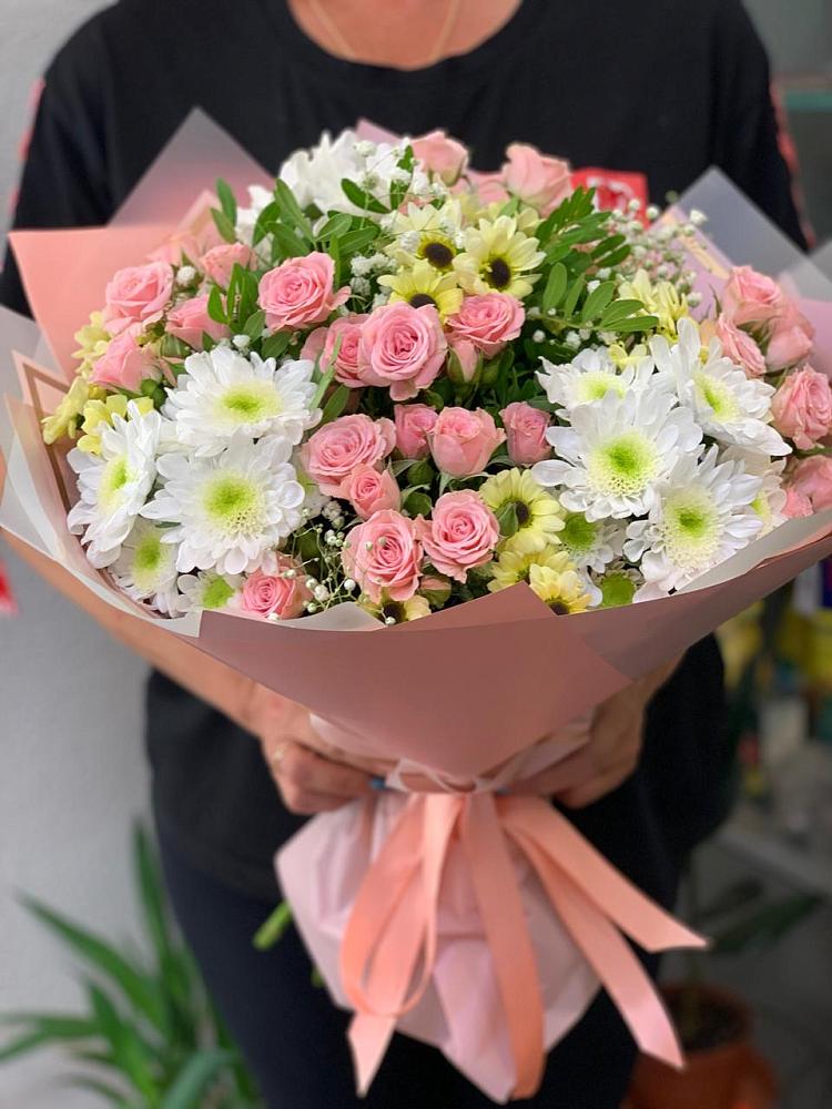 Букет цветов из: Розы и Хризантемы в Тугулыме