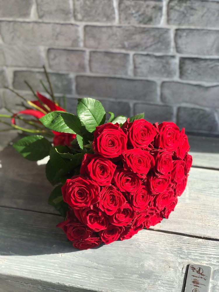 Букет Красные розы Фридом в Тугулыме