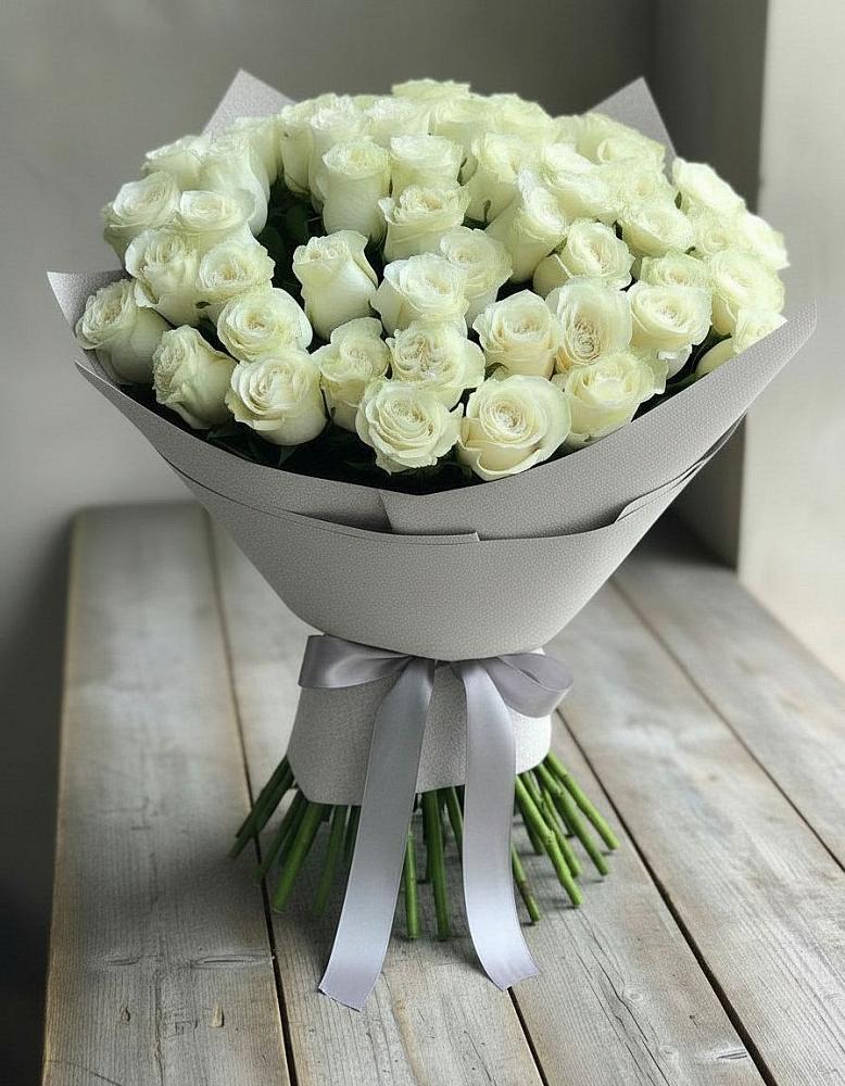 Букет 35 Белых роз в Тугулыме