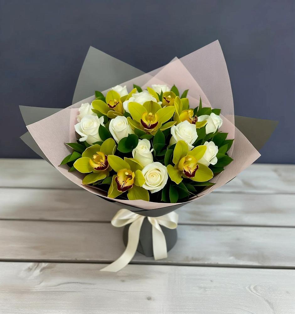 Букет цветов из: Орхидеи и Розы в Тугулыме